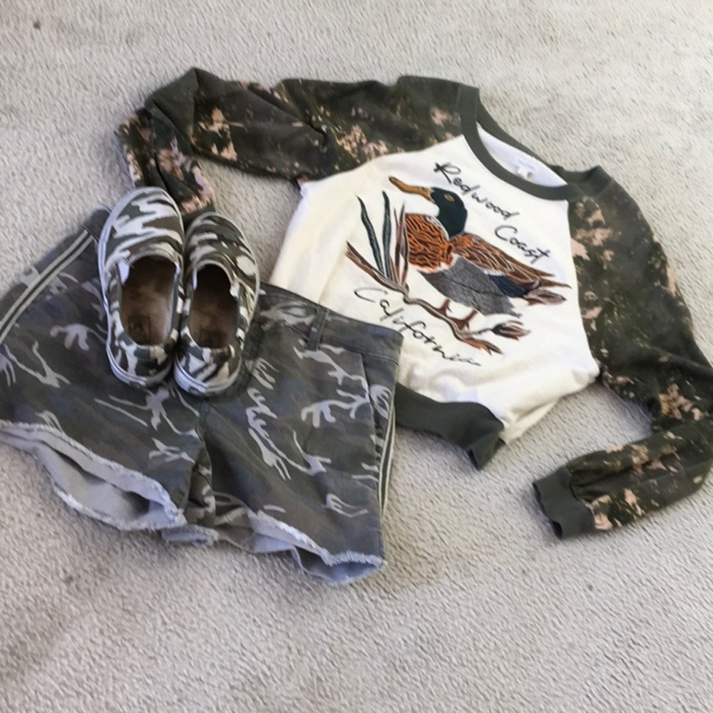 ANTHROPOLOGIE-PILCRO/EMBROIDERED MALLARD DUK NIKI BUBBLE SWEATSHIRT/NEW